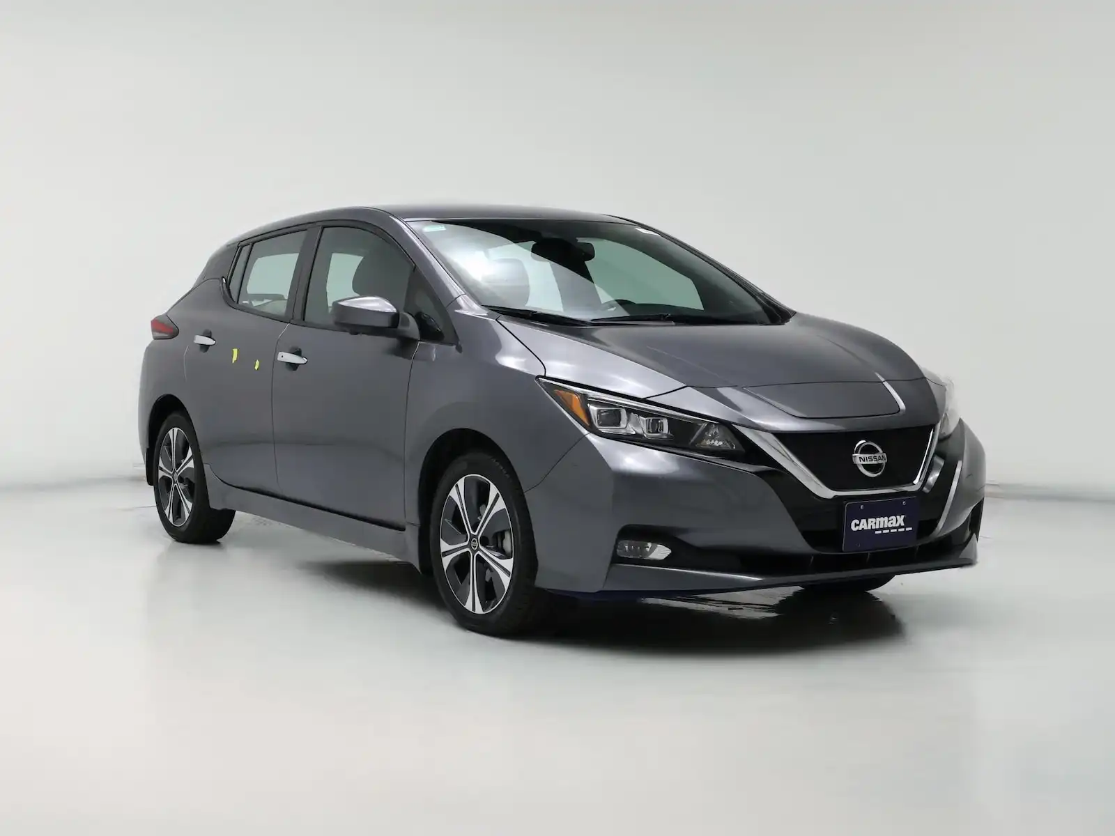 2022 Nissan Leaf SV Plus's photo