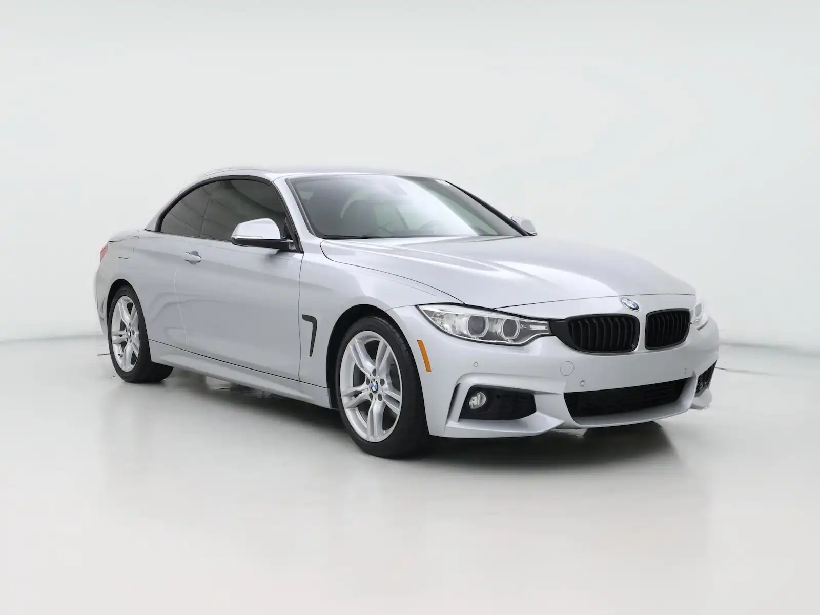 2017 BMW 4 Series 430i Convertible's photo