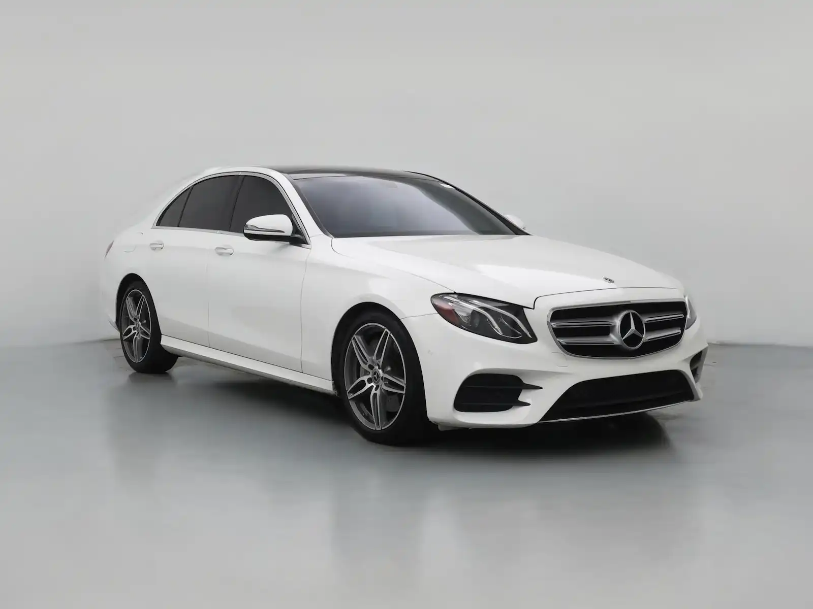 2018 Mercedes-Benz E-Class E300's photo