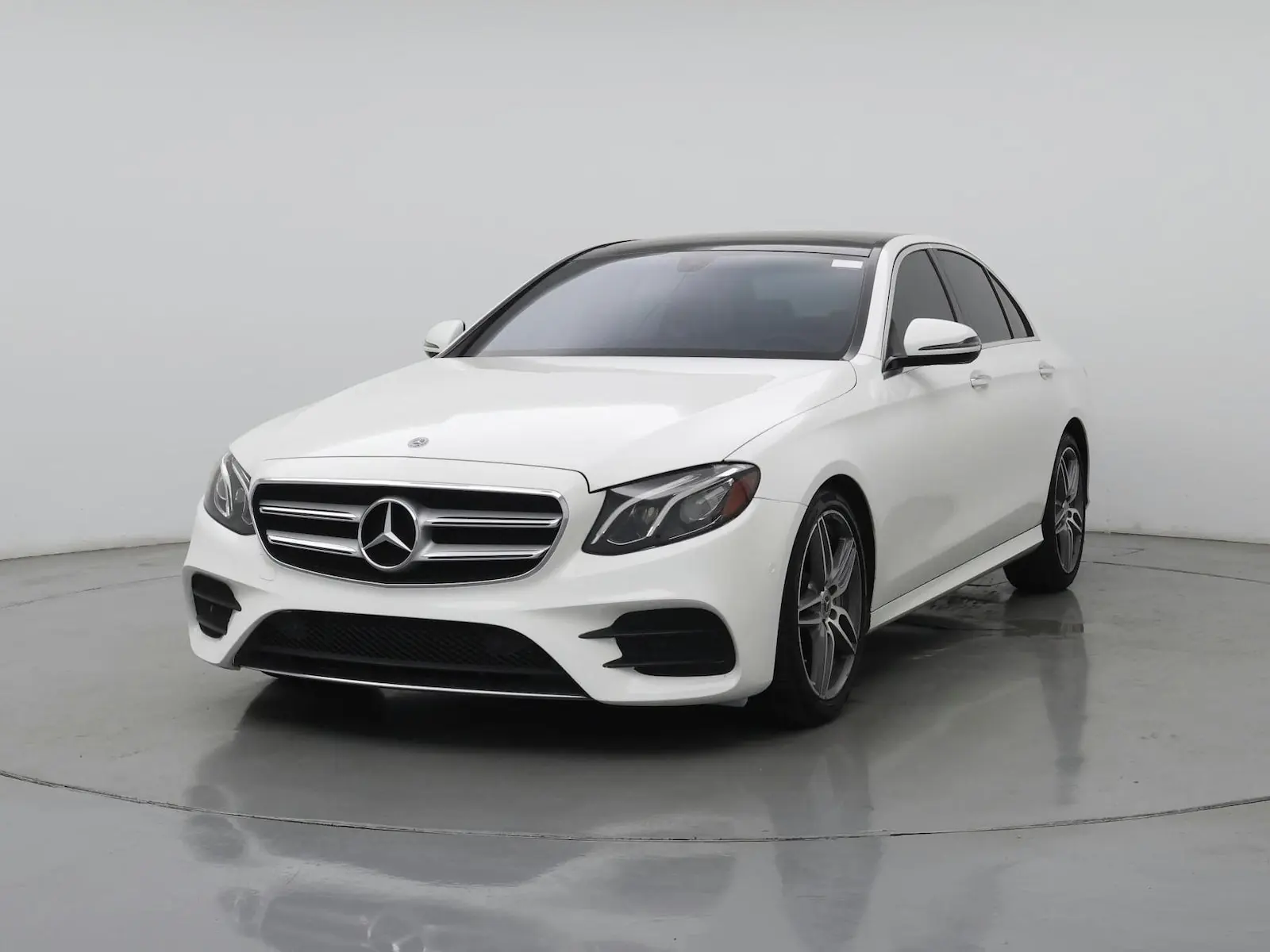 2018 Mercedes-Benz E-Class E300 photo 5