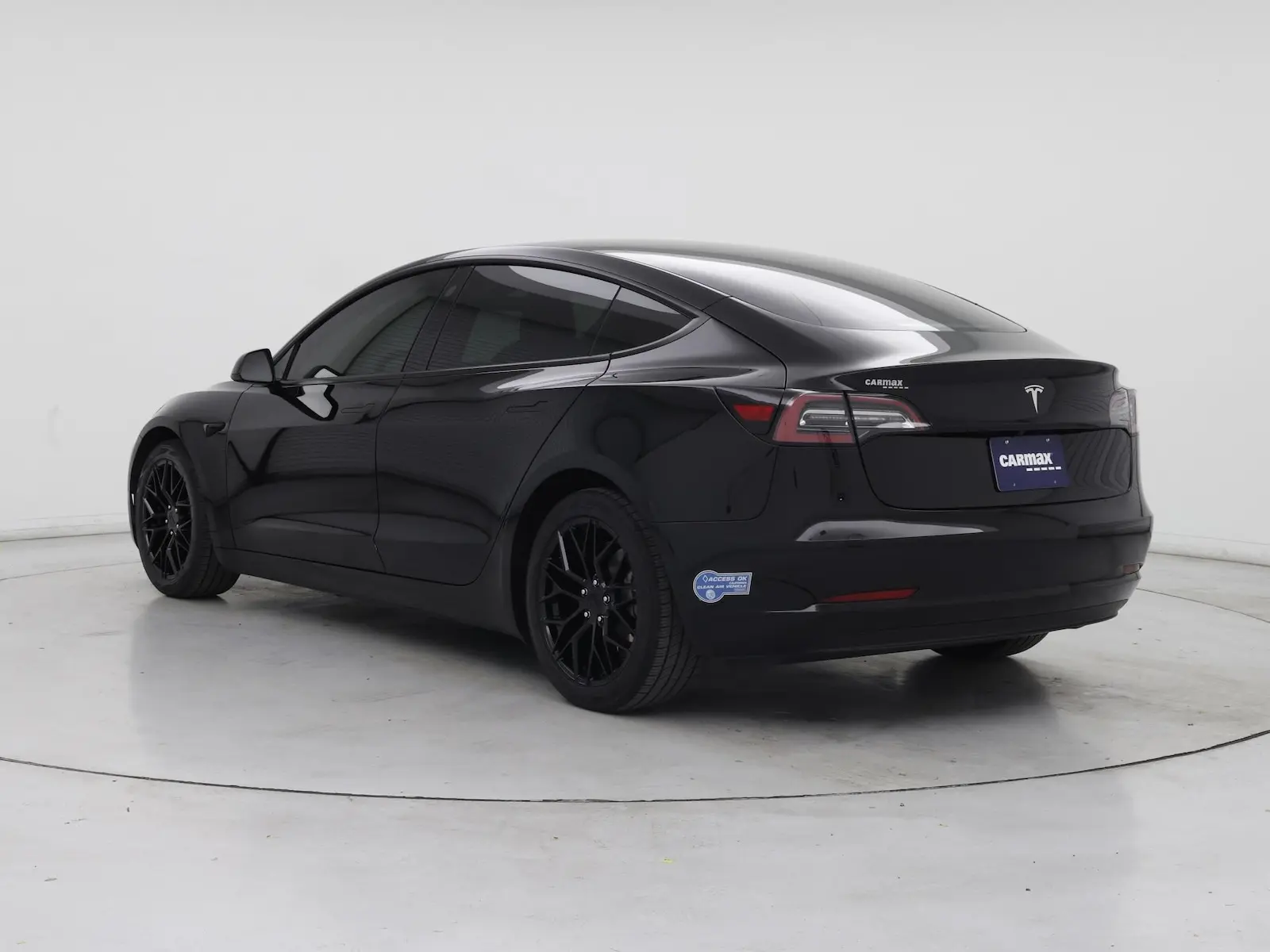 2021 Tesla Model 3 Standard Range Plus photo 3