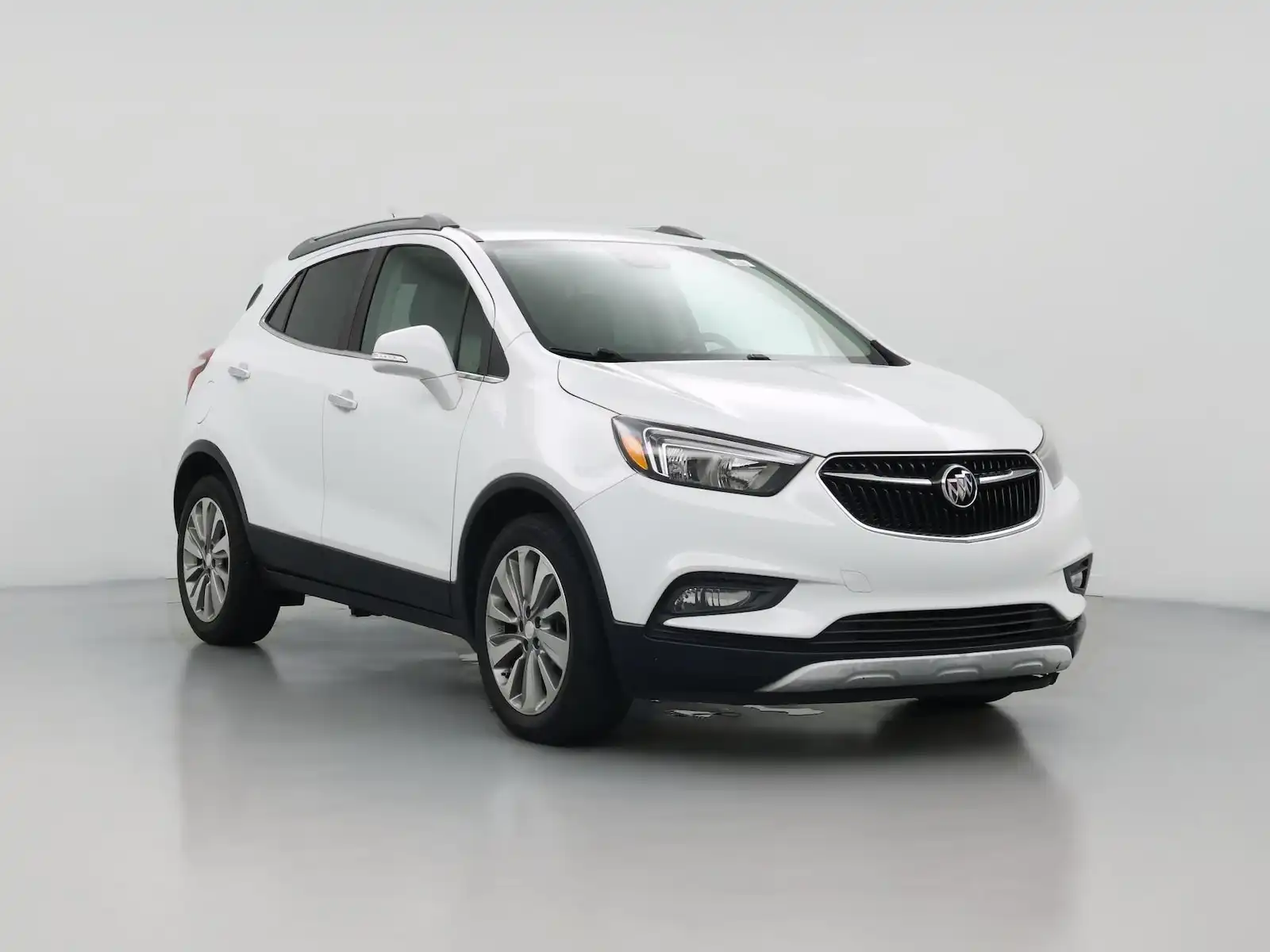 2017 Buick Encore Preferred 2's photo