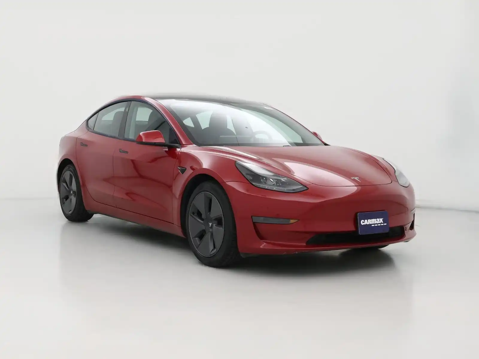 2021 Tesla Model 3 Standard Range Plus's photo