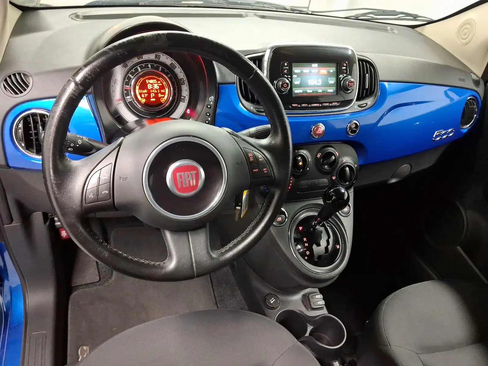 2016 FIAT 500 Pop's photo