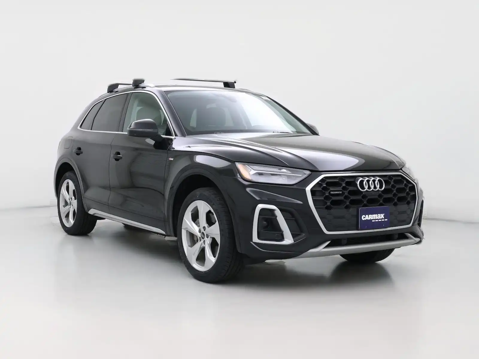 2022 Audi Q5 45 Premium Plus's photo
