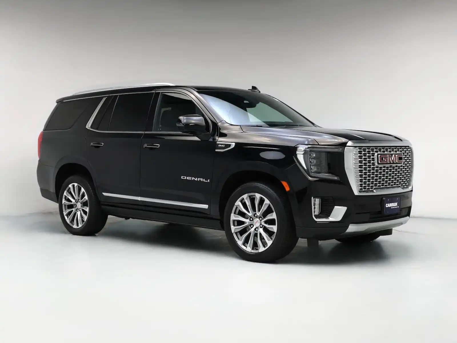 2021 GMC Yukon Denali 4WD's photo