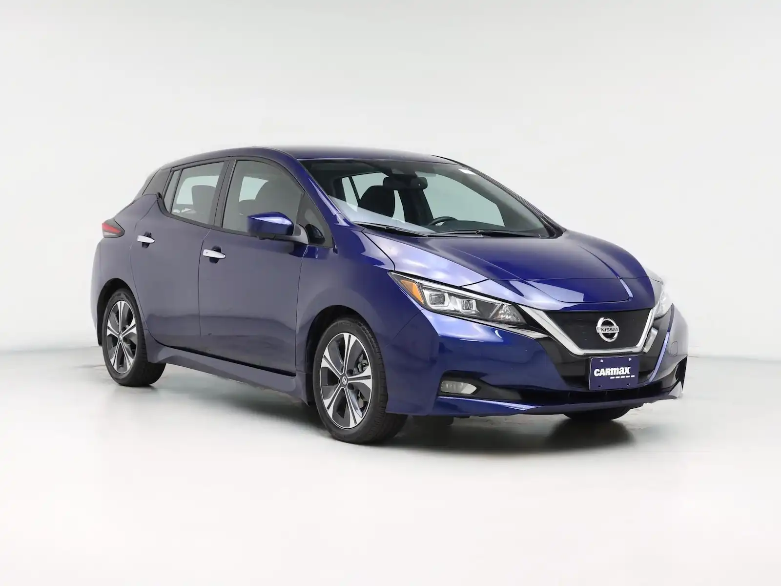 2021 Nissan Leaf SV's photo