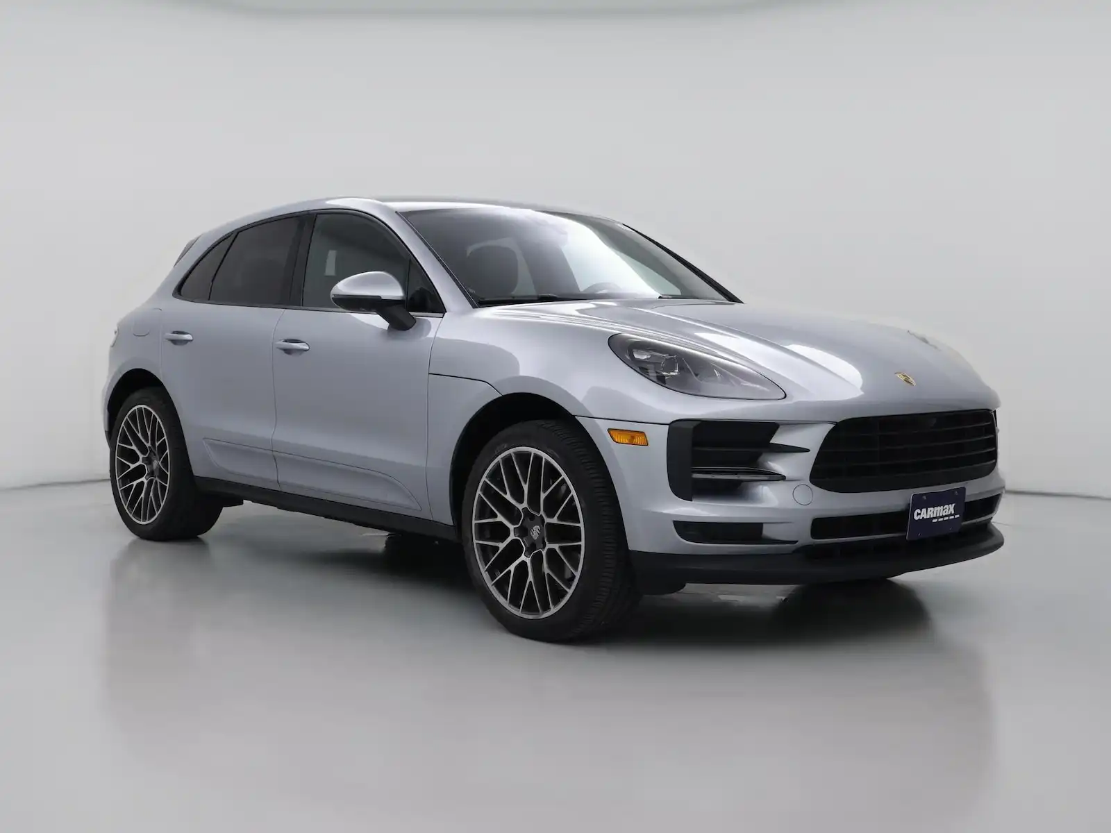 2020 Porsche Macan Base's photo