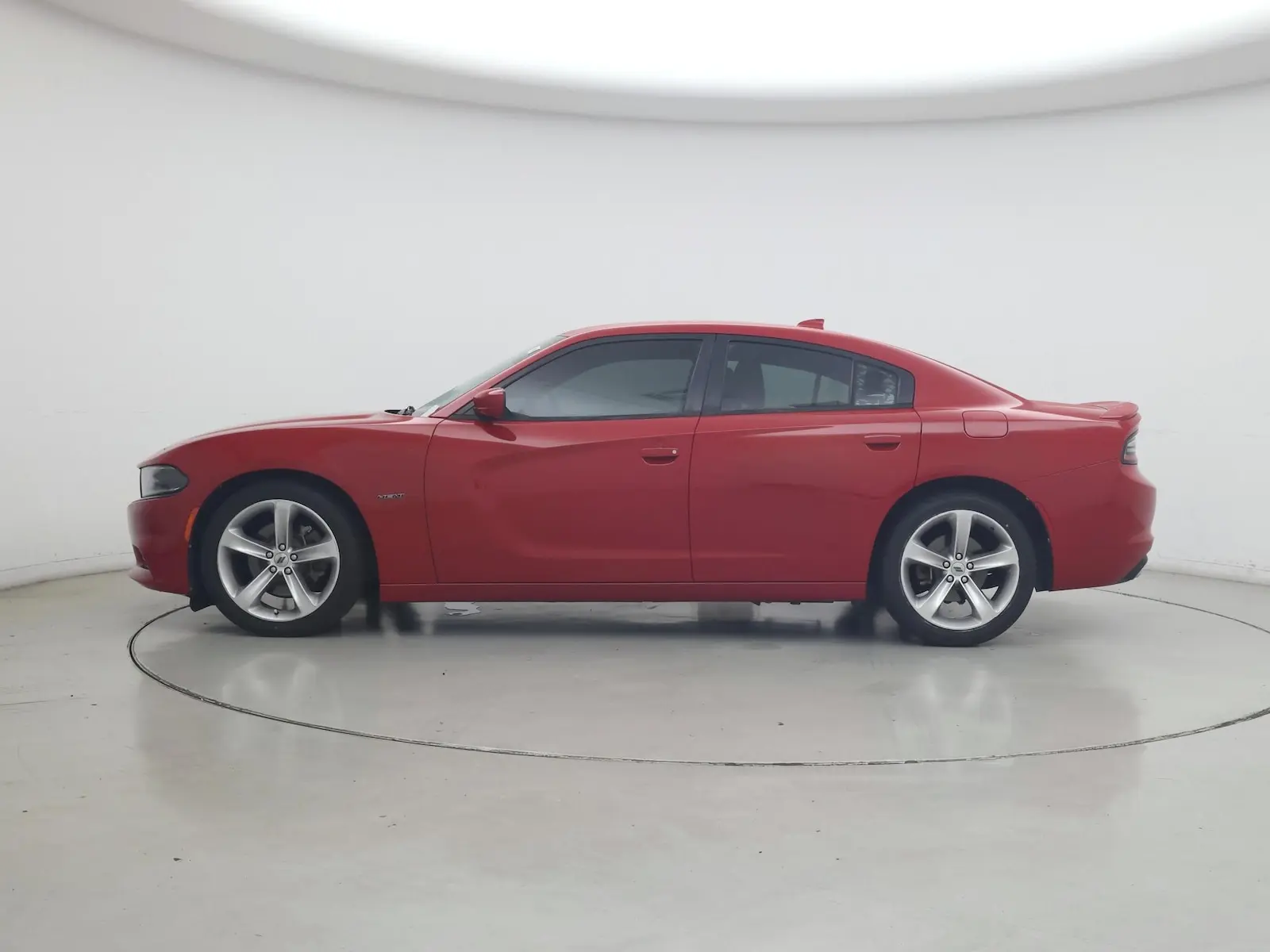 2017 Dodge Charger R/T photo 4
