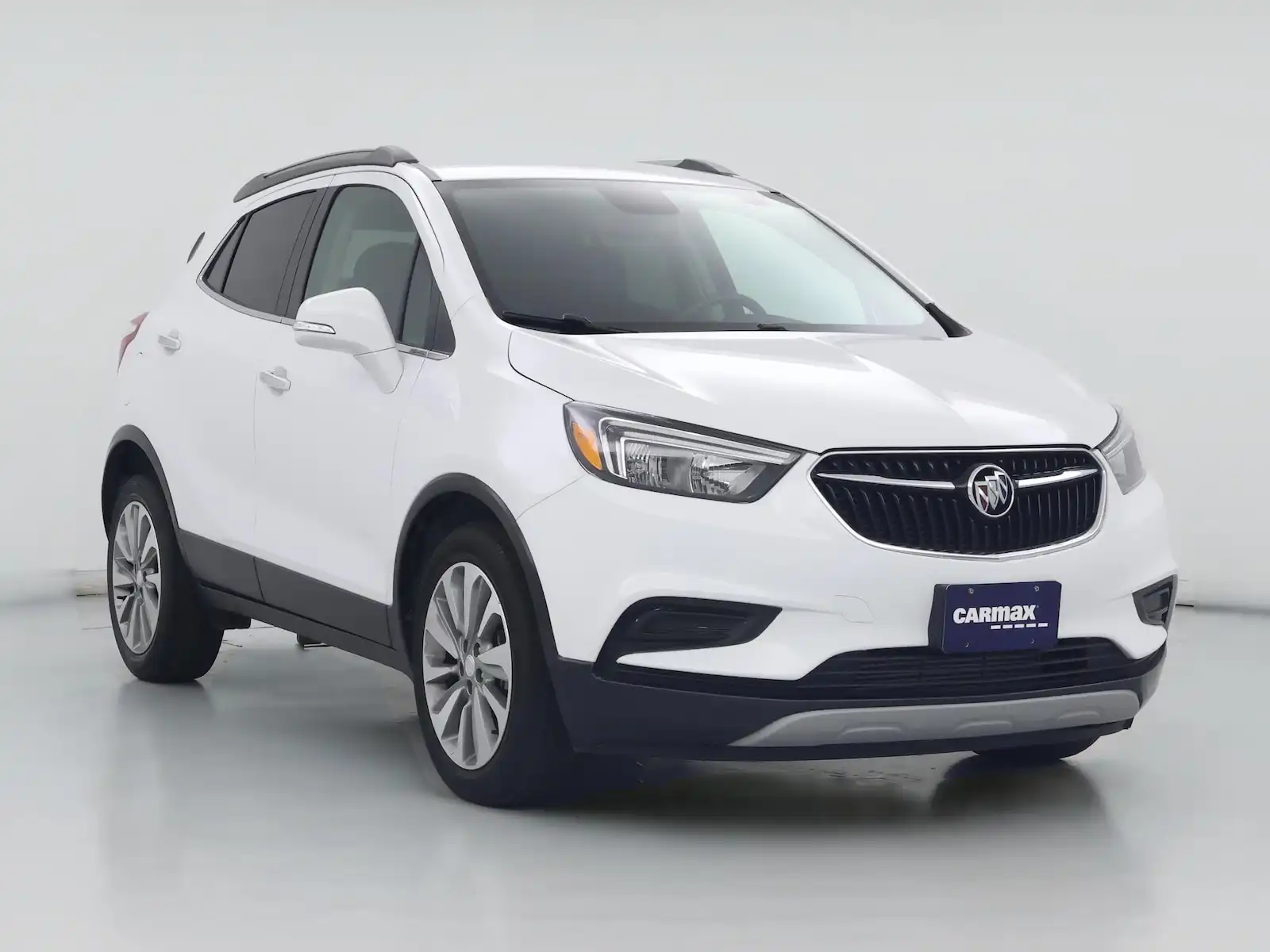 2018 Buick Encore Preferred's photo