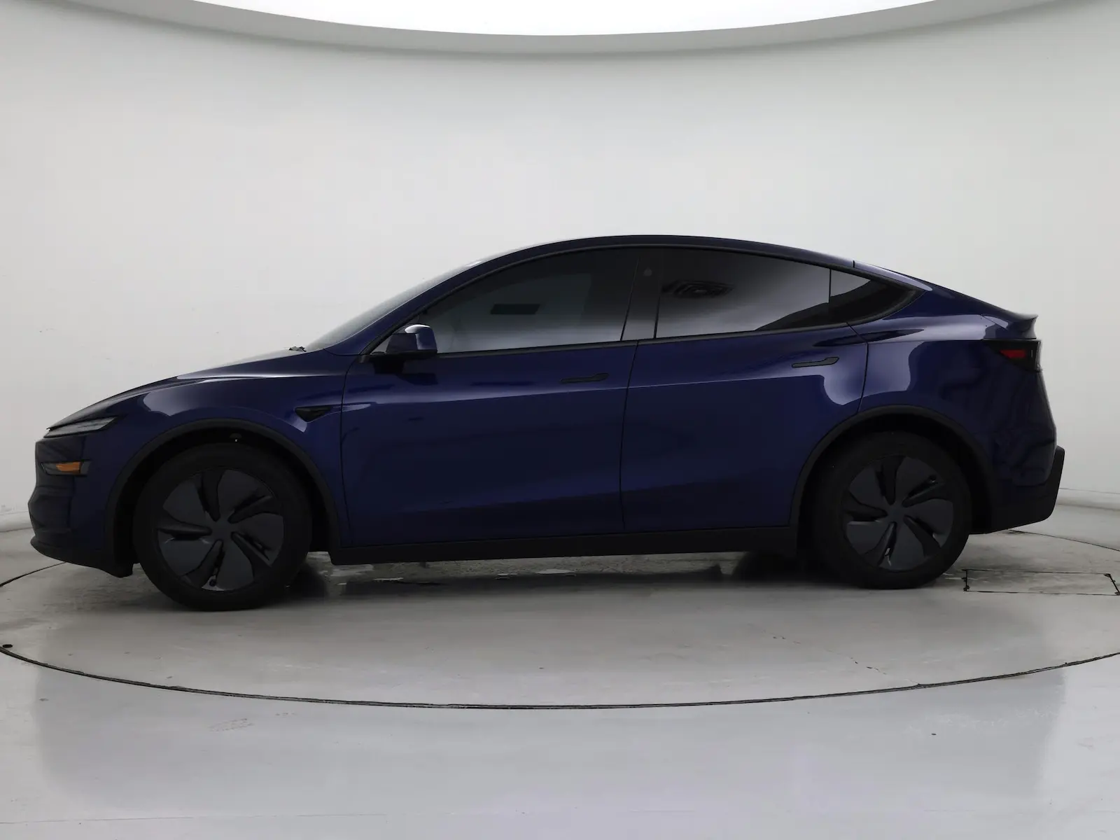 2026 Tesla Model Y Long Range Dual Motor AWD photo 4