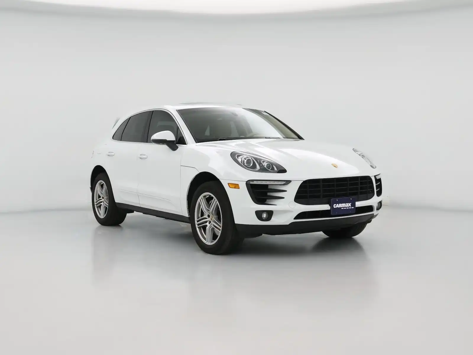 2015 Porsche Macan S's photo