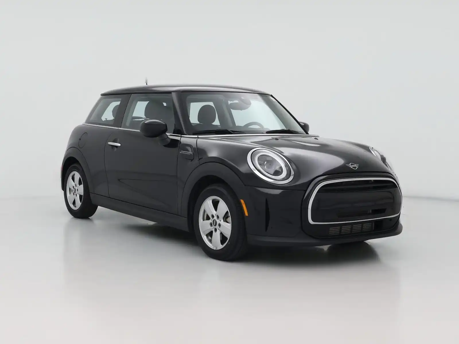 2024 MINI Hardtop Cooper's photo