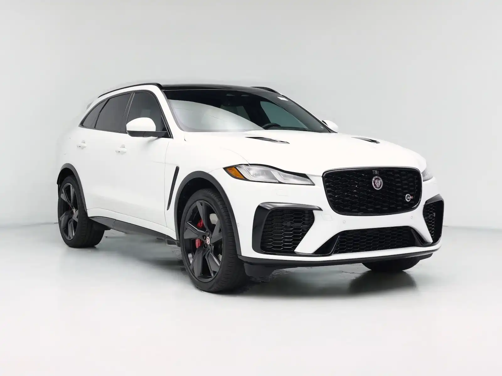 2023 Jaguar F-PACE SVR AWD's photo