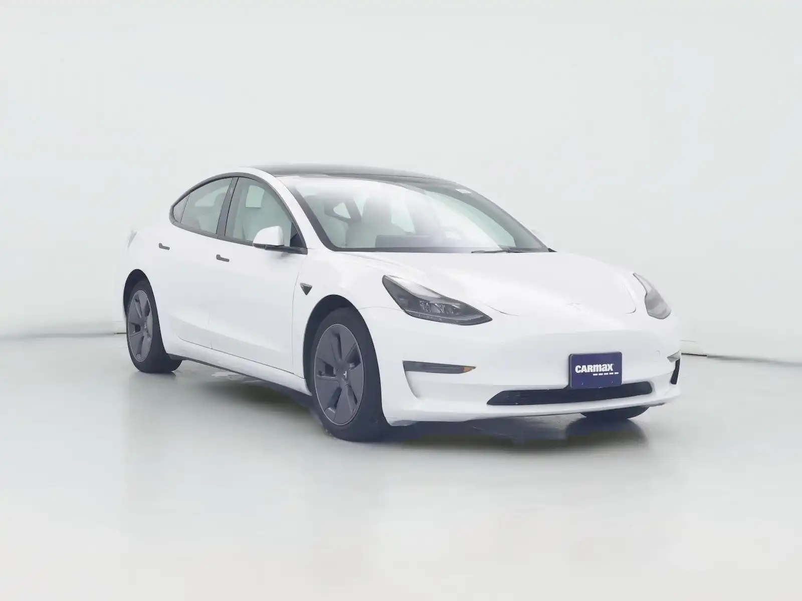 2023 Tesla Model 3 Base's photo