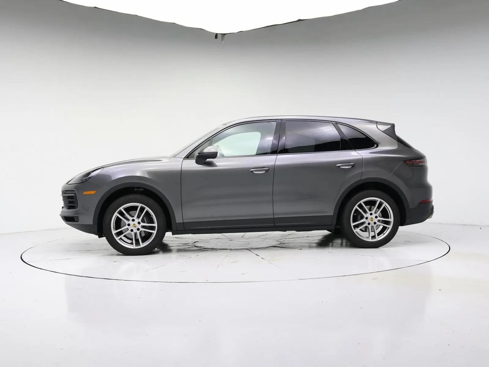 2019 Porsche Cayenne Base photo 4