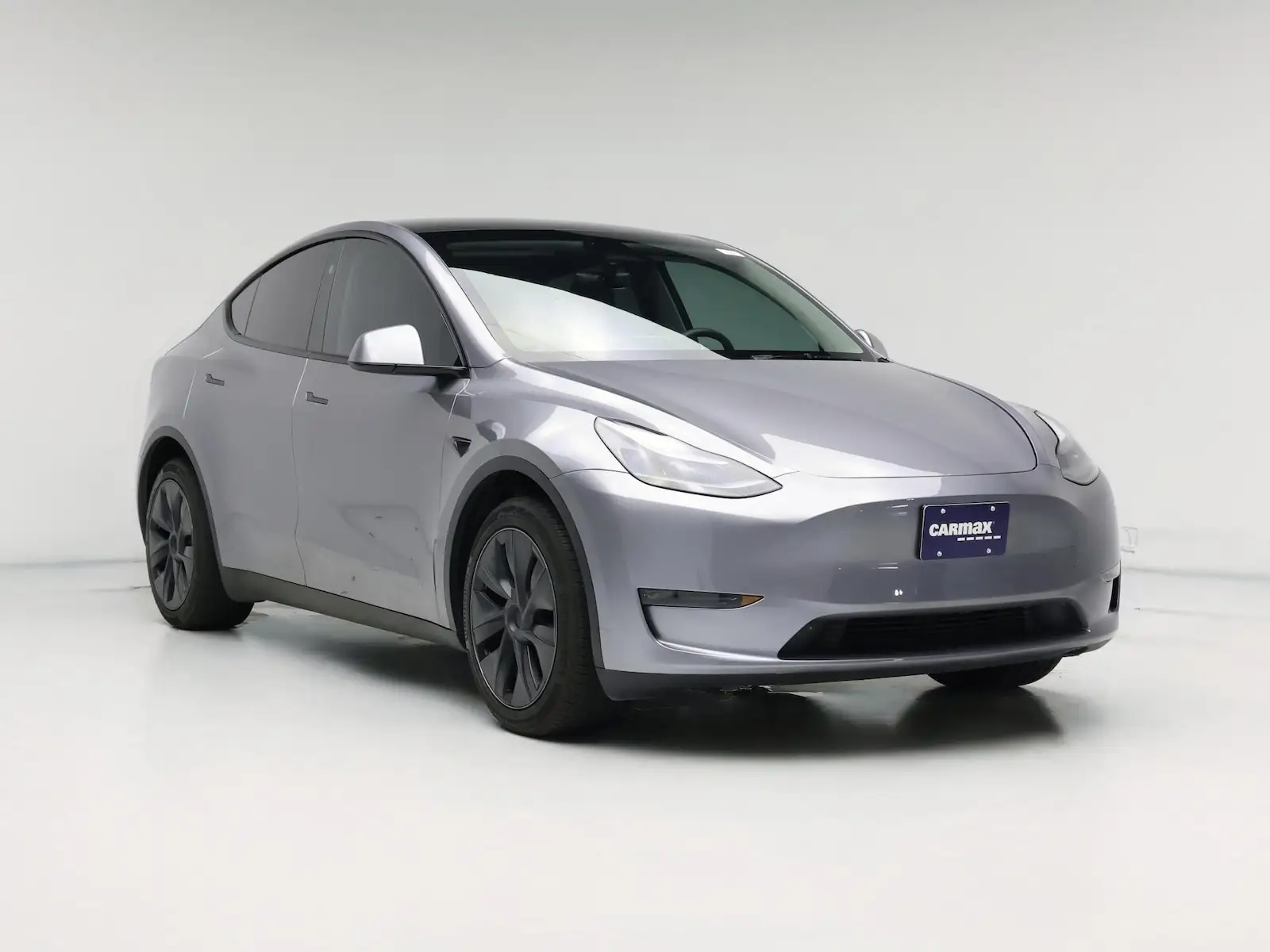 2025 Tesla Model Y Long Range Dual Motor AWD photo 1