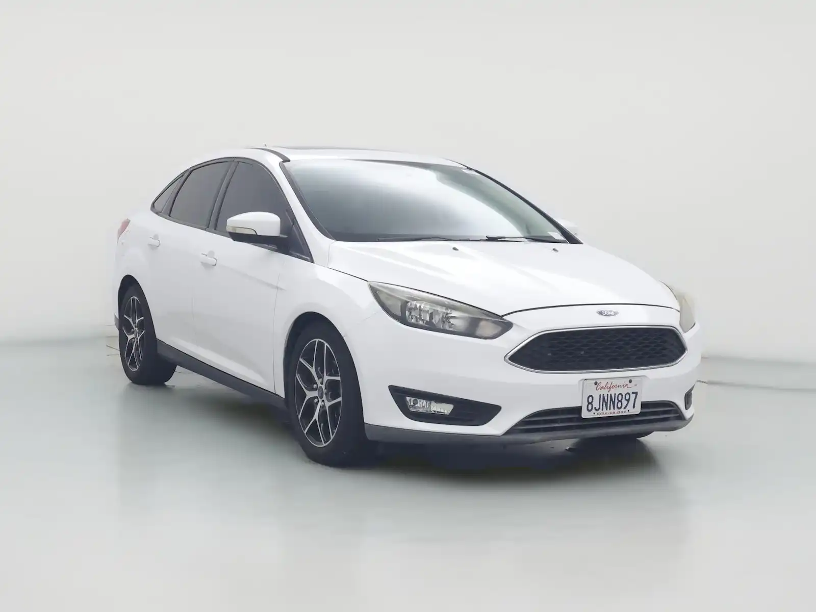 2017 Ford Focus SEL Sedan's photo