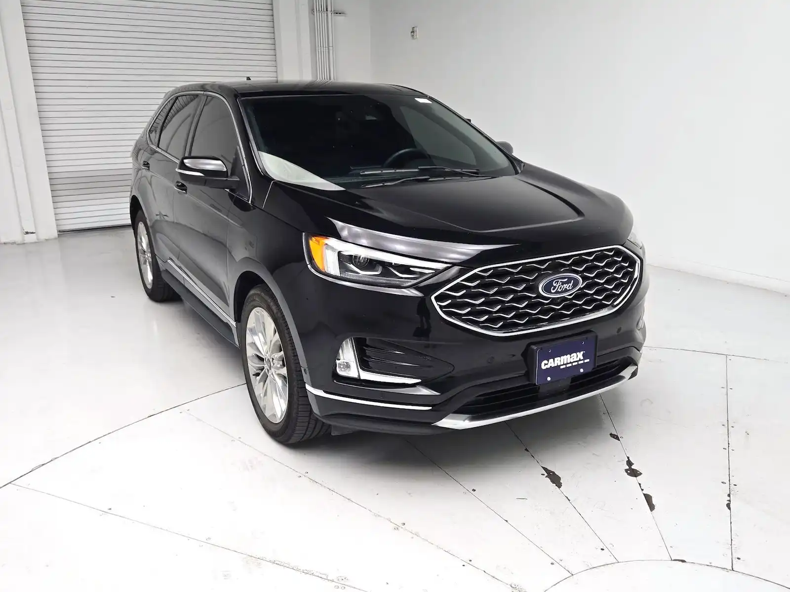 2022 Ford Edge Titanium AWD's photo