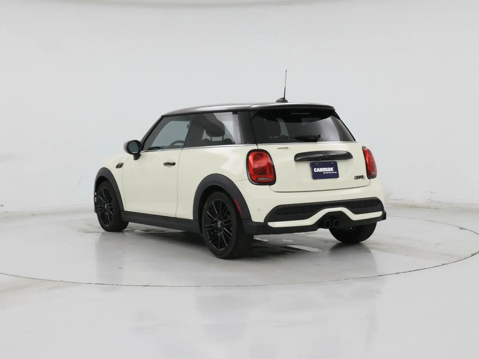 2023 MINI Cooper Cooper Hardtop S photo 3