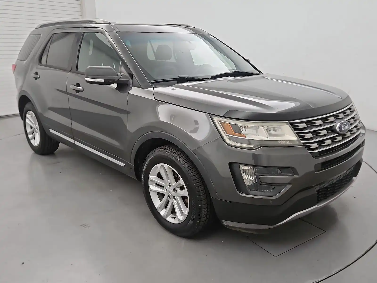 2016 Ford Explorer XLT FWD's photo
