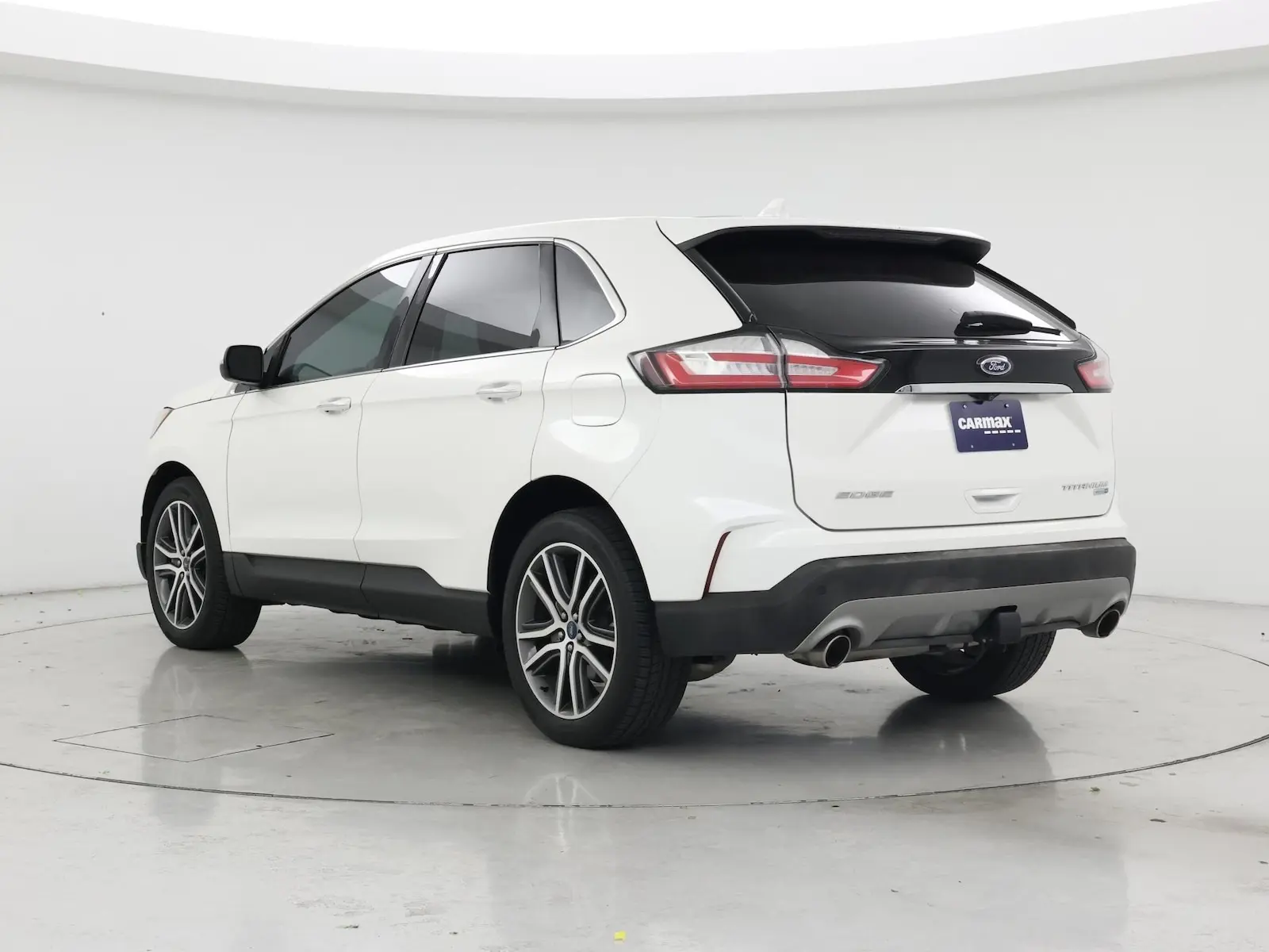 2020 Ford Edge Titanium AWD photo 3