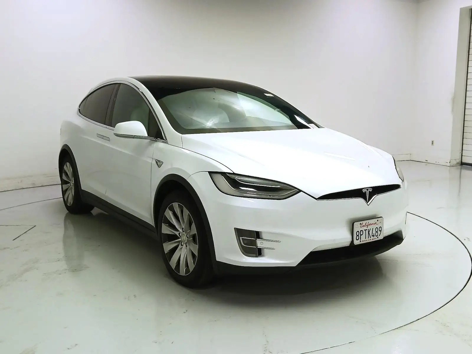 2020 Tesla Model X Long Range Plus's photo