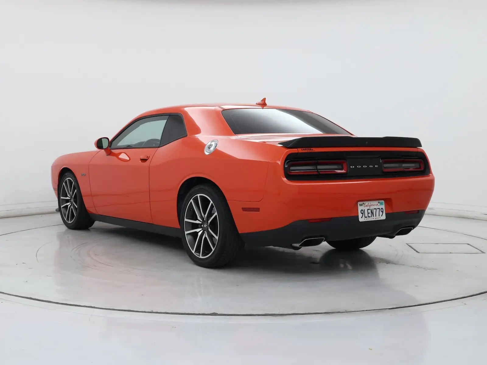 2023 Dodge Challenger R/T photo 3
