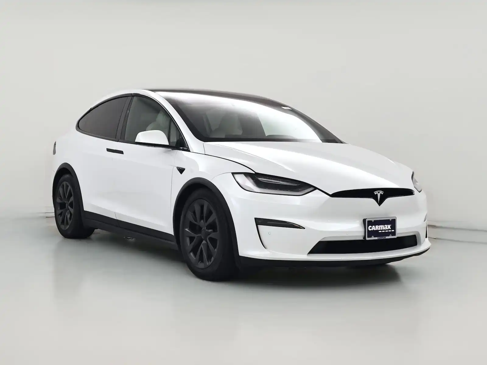2023 Tesla Model X Long Range's photo