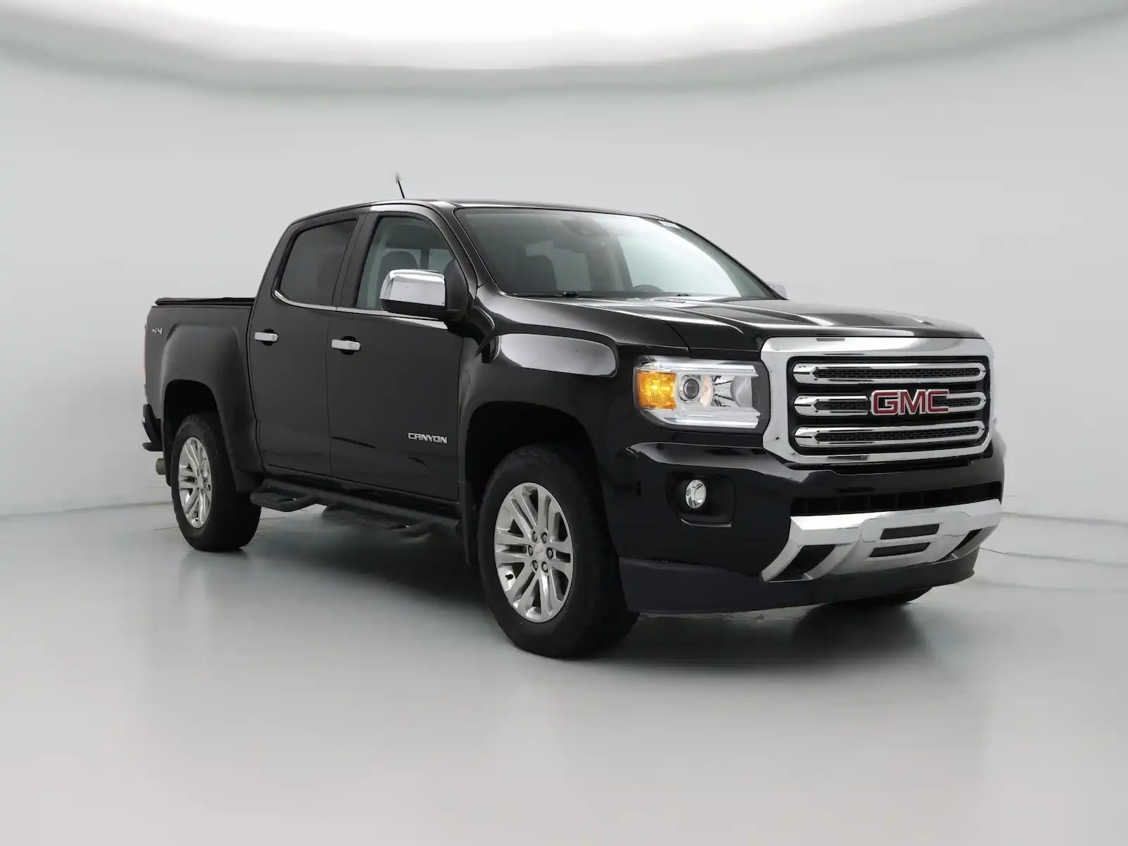 2016 GMC Canyon SLT 4WD Crew Cab Short Box's photo