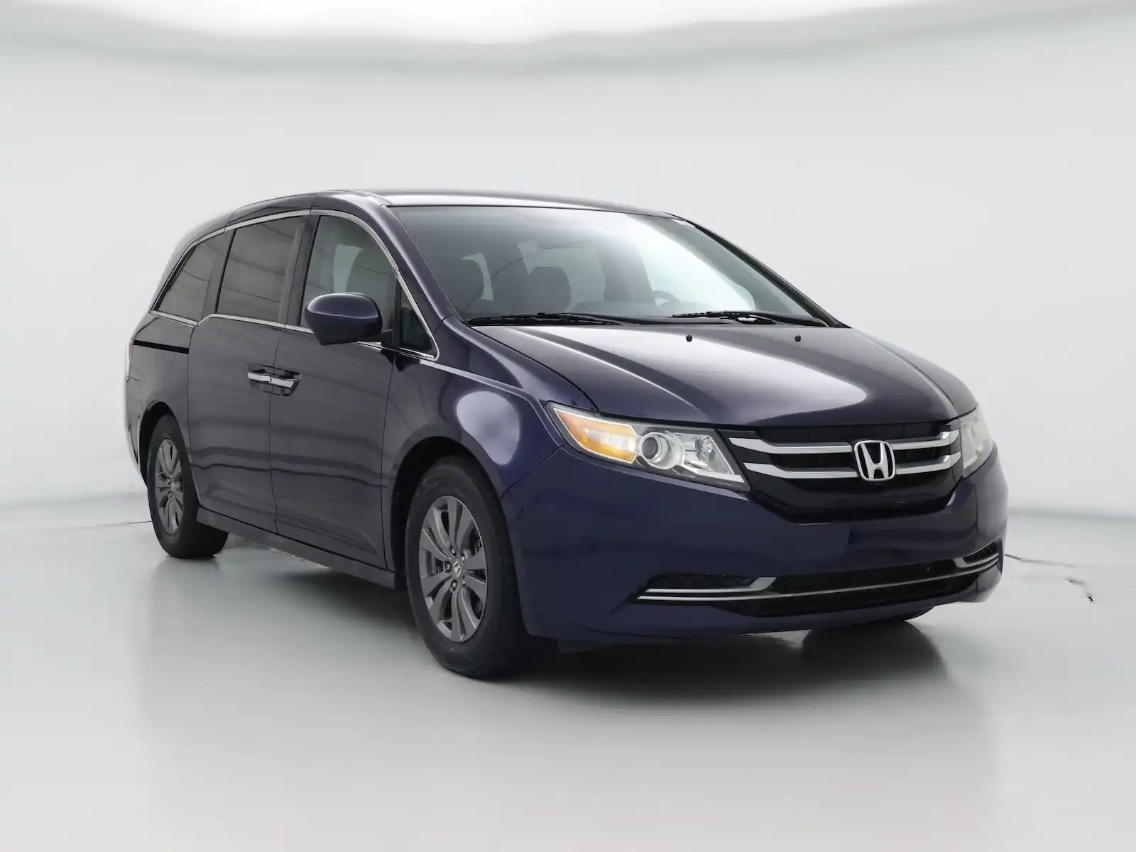 2016 Honda Odyssey SE's photo