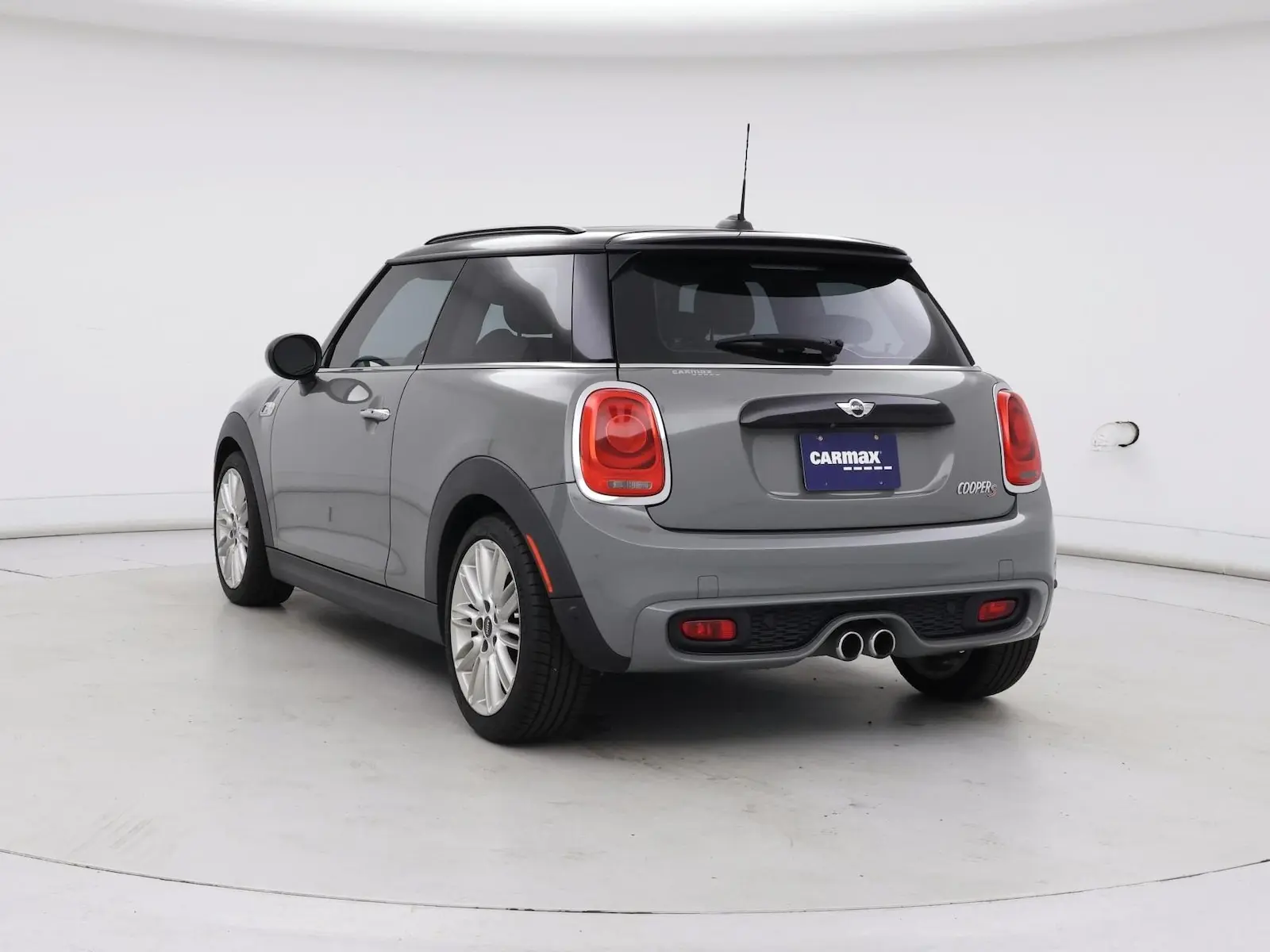 2017 MINI Cooper S photo 3