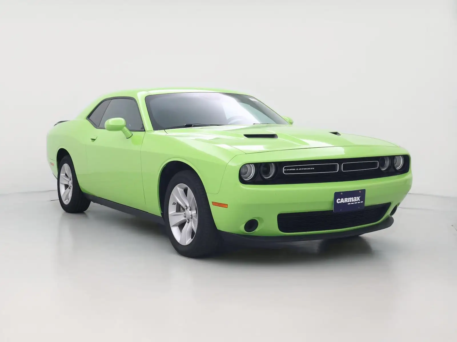 2023 Dodge Challenger SXT Auto photo 1