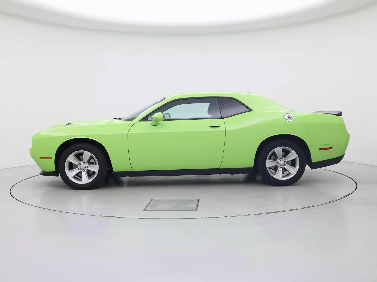 2023 Dodge Challenger SXT Auto photo 4