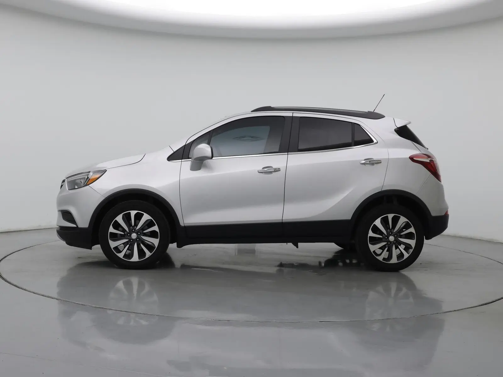 2021 Buick Encore Preferred photo 4