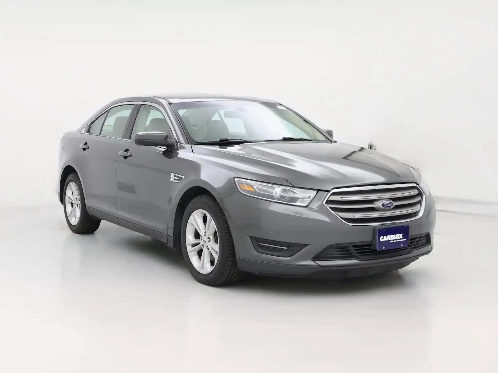2018 Ford Taurus SEL AWD's photo