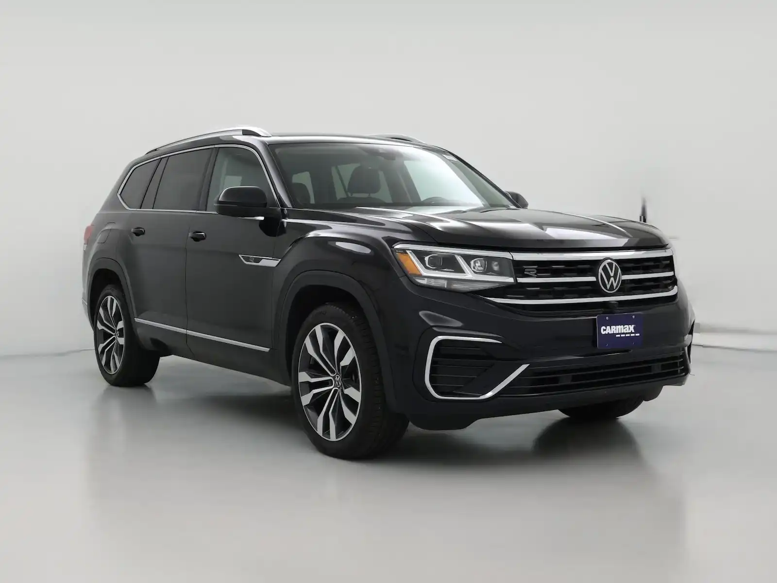 2023 Volkswagen Atlas 3.6L SEL Premium R-Line 4Motion's photo