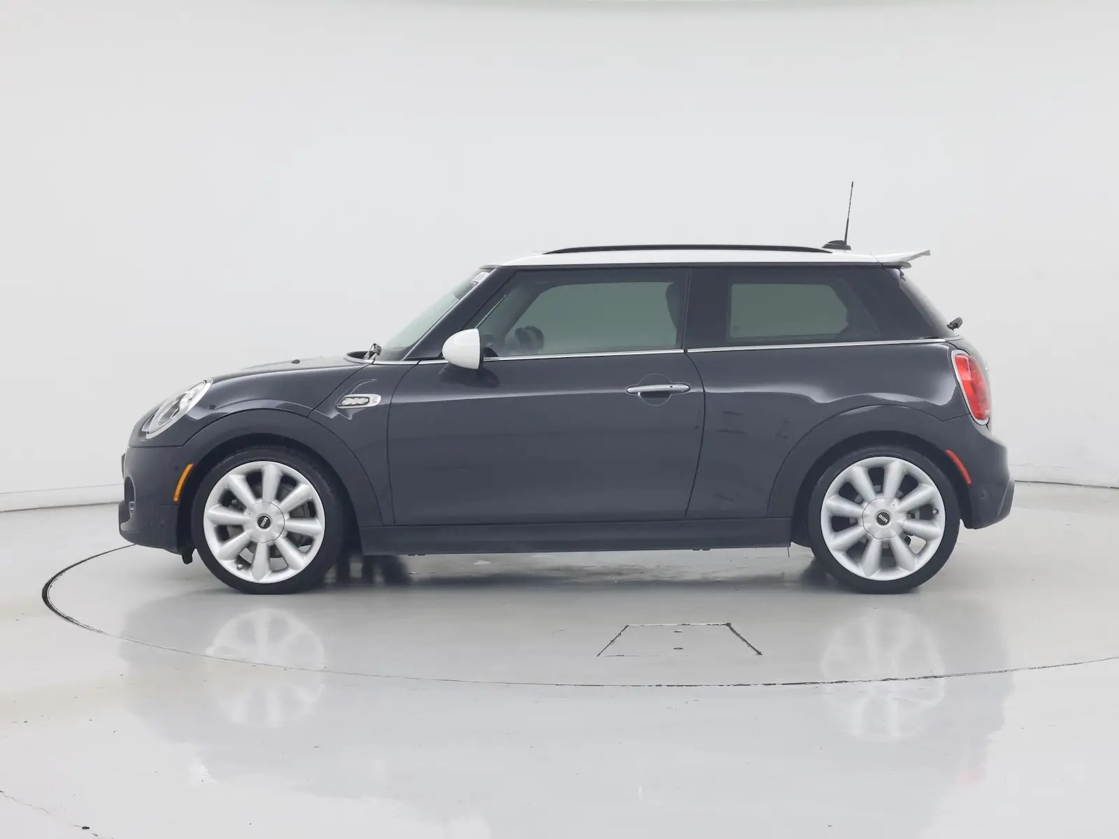 2018 MINI Cooper S photo 4