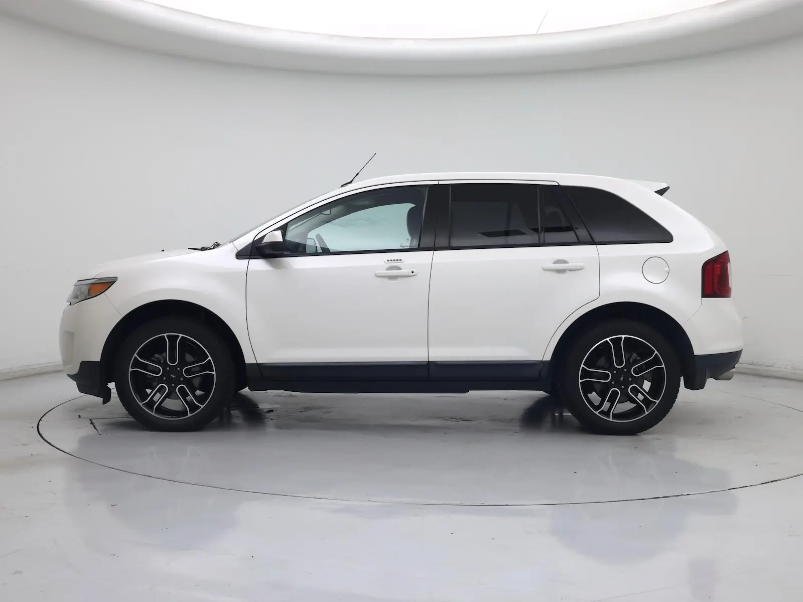 2014 Ford Edge SEL photo 4