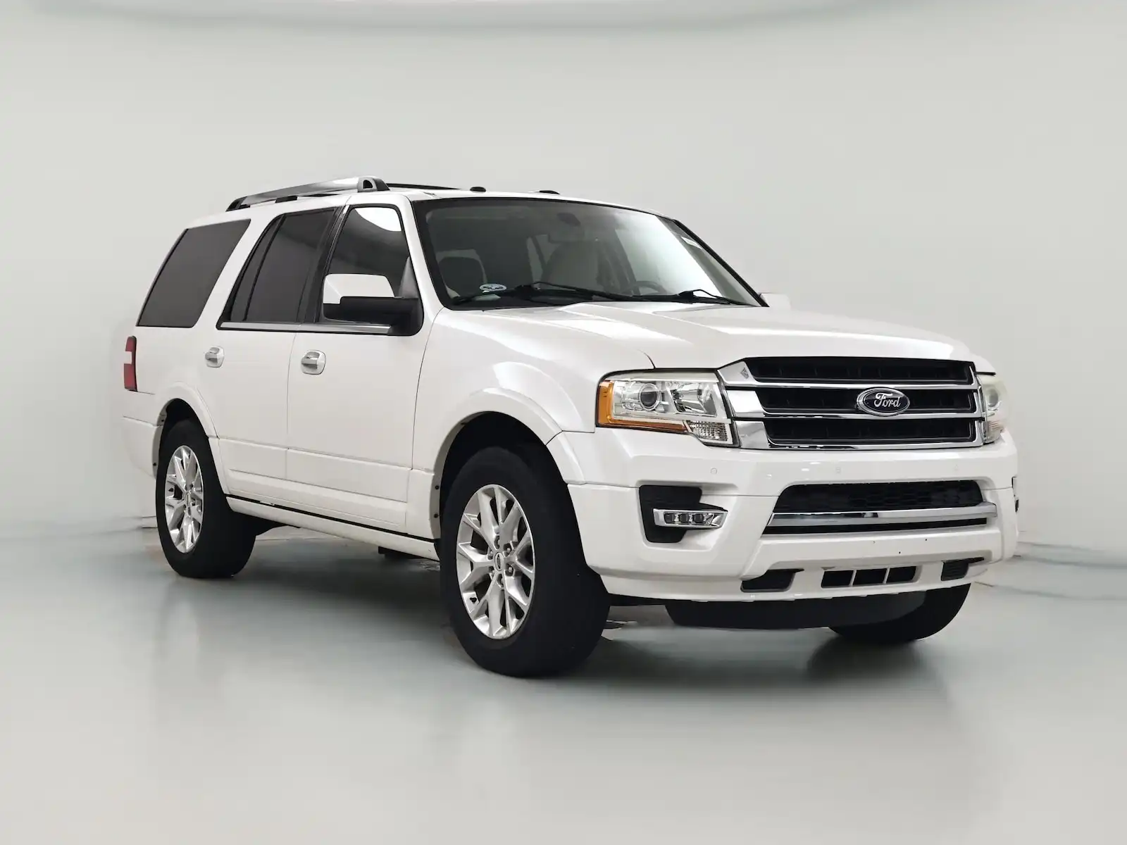 2017 Ford Expedition Limited's photo