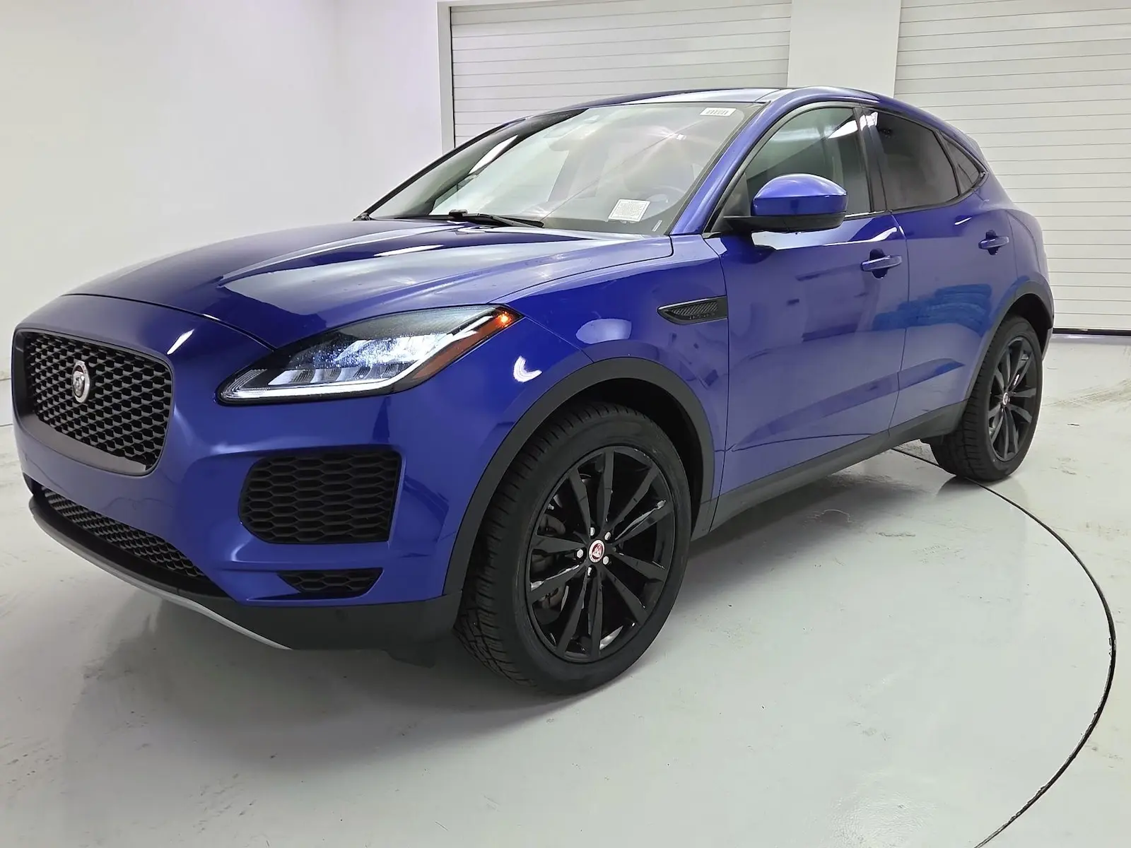 2020 Jaguar E-PACE P250 AWD photo 3