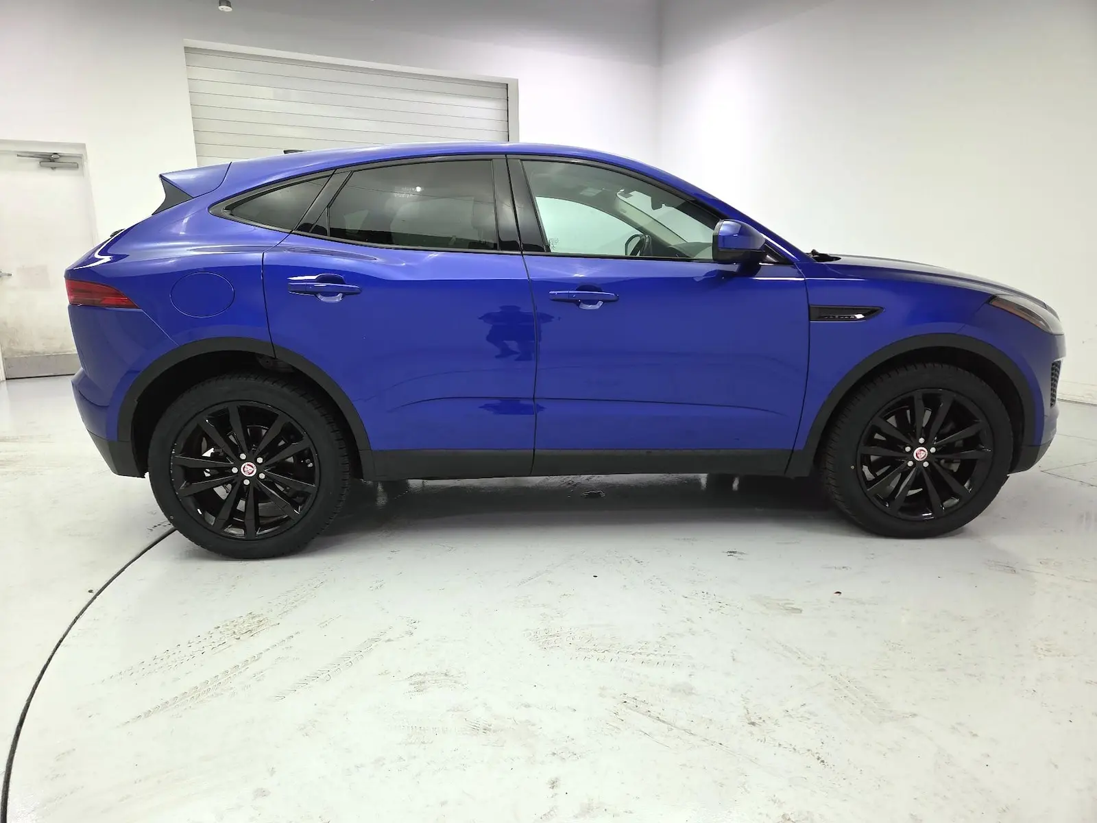 2020 Jaguar E-PACE P250 AWD photo 4