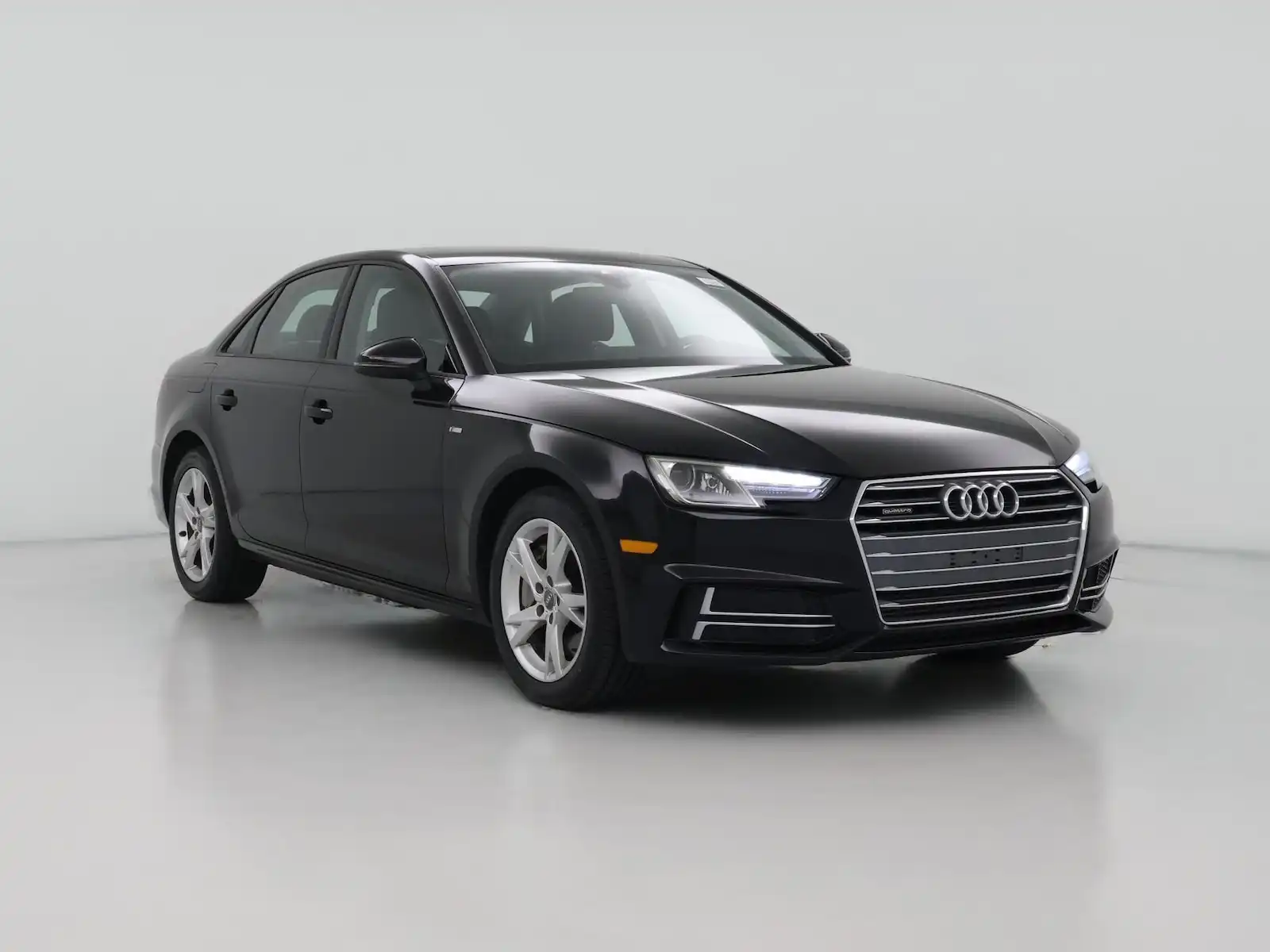 2018 Audi A4 2.0T Premium quattro S tronic's photo