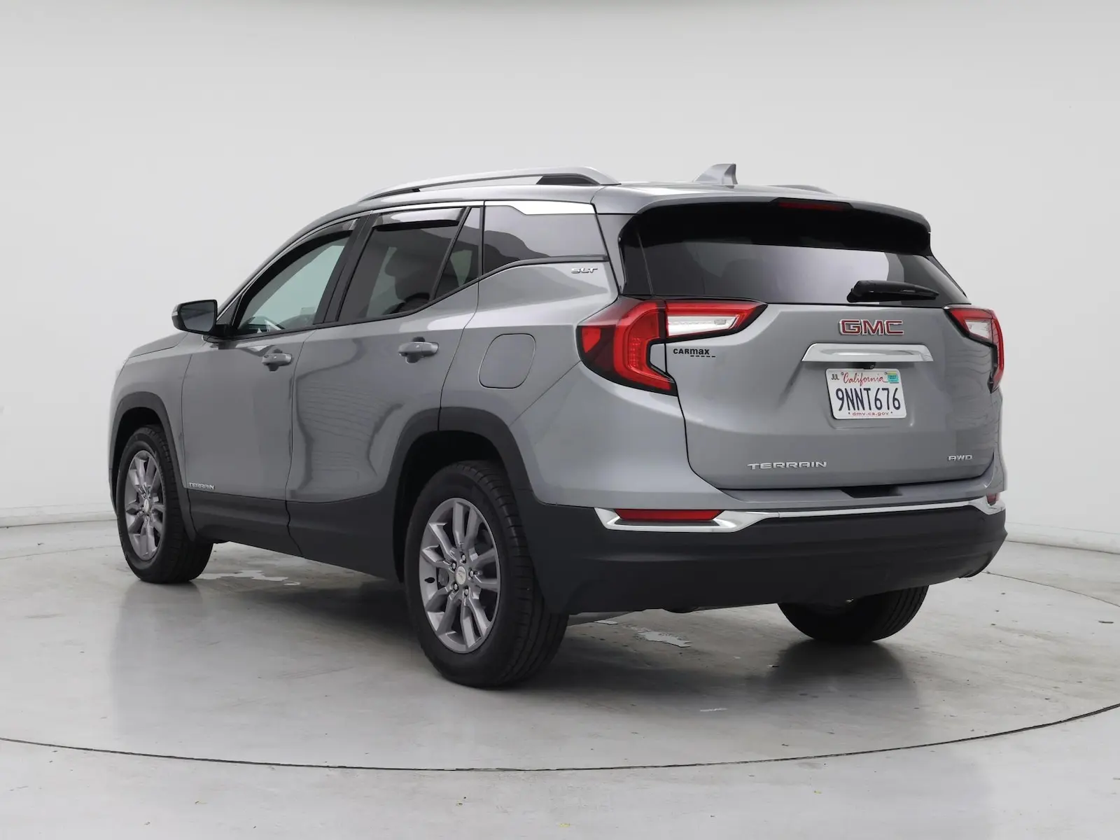 2024 GMC Terrain SLT AWD photo 3