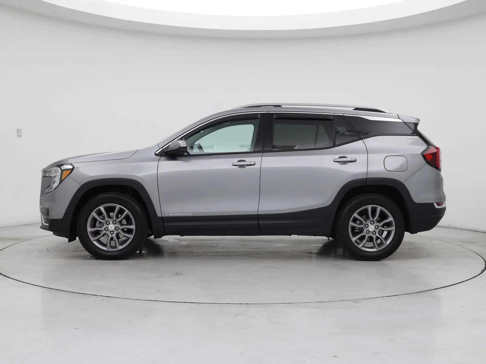 2024 GMC Terrain SLT AWD photo 4