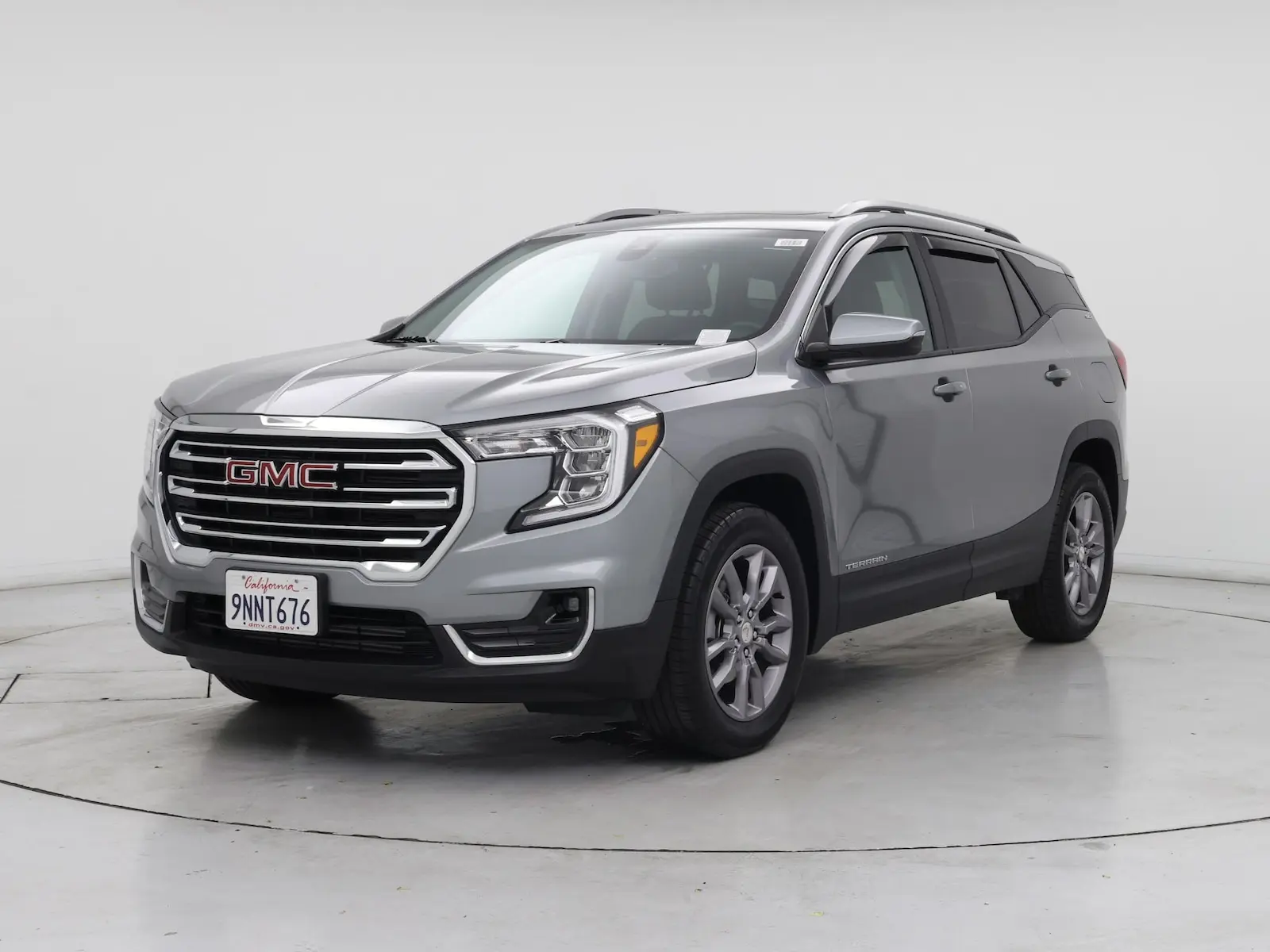 2024 GMC Terrain SLT AWD photo 5