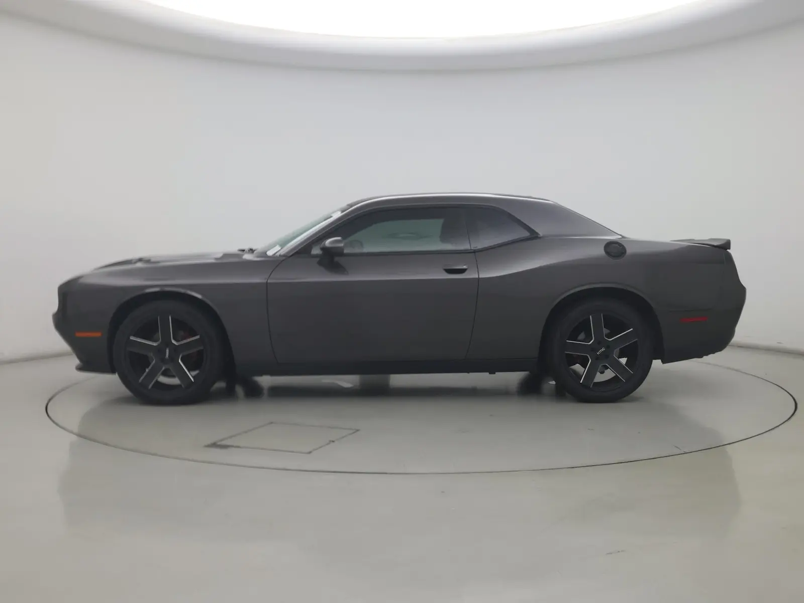 2016 Dodge Challenger SXT photo 4