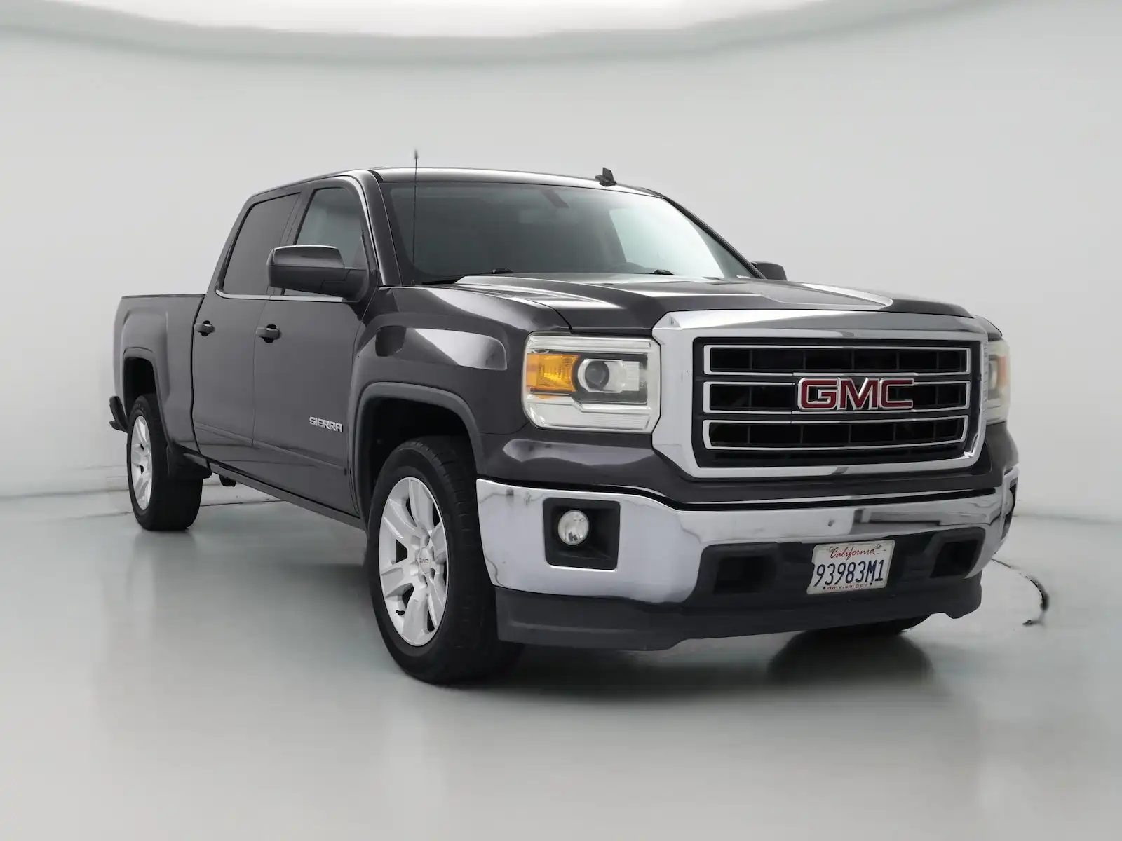 2014 GMC Sierra SLE 2WD Crew Cab SWB's photo