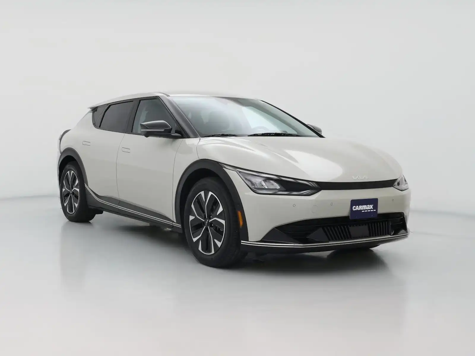 2023 Kia EV6 Wind's photo