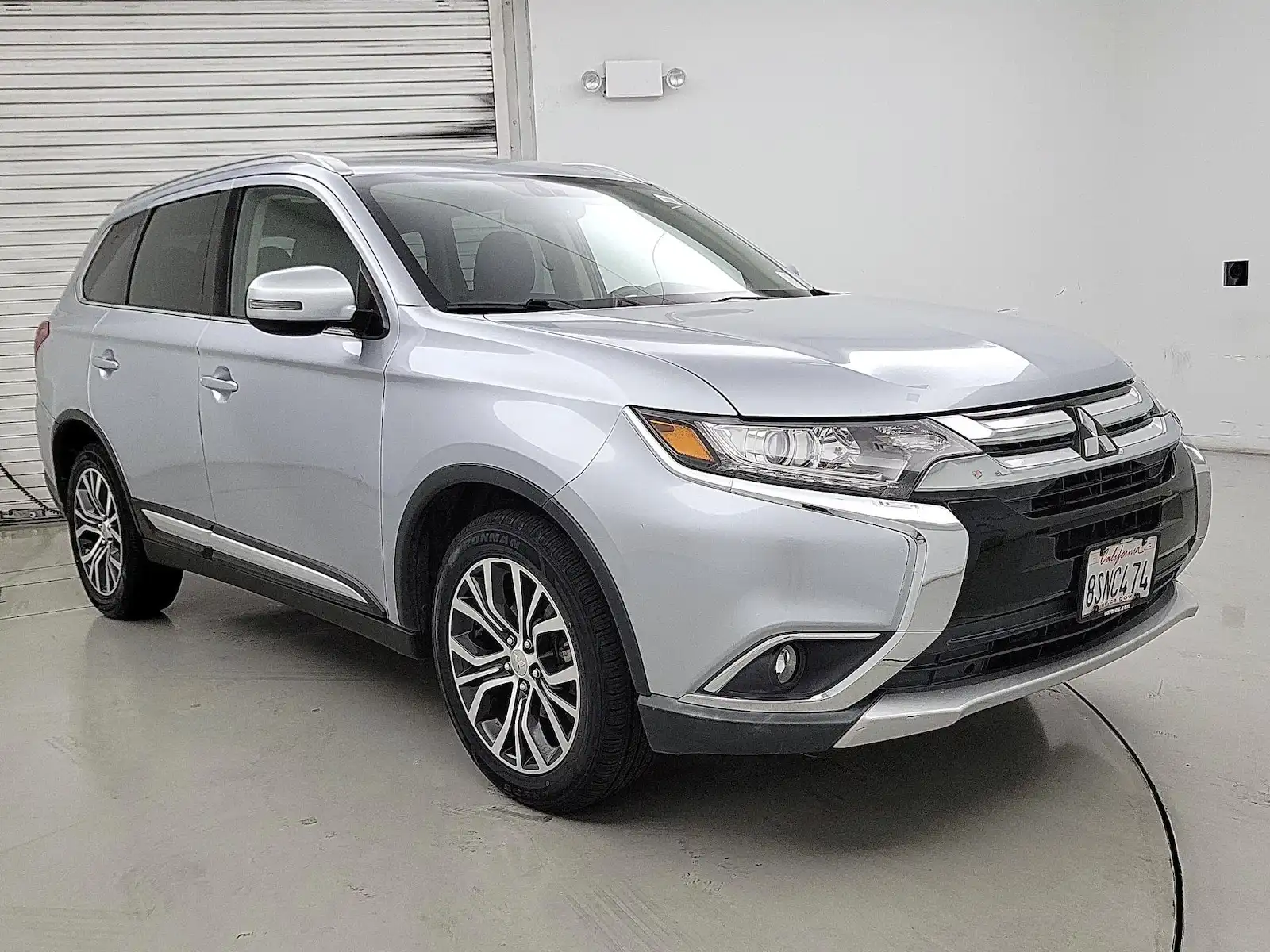 2017 Mitsubishi Outlander SEL S-AWC's photo